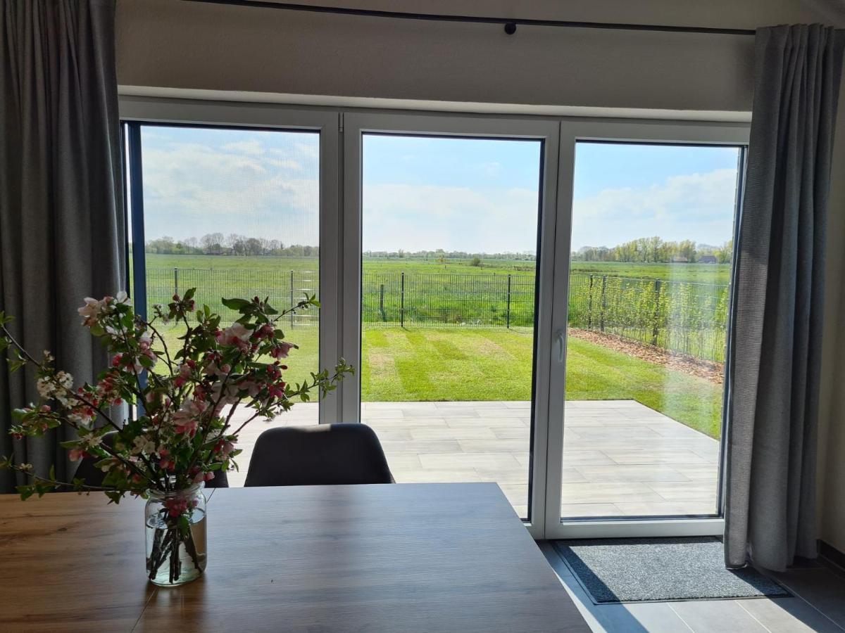 Watt'N Blick - Hundefreundliches Ferienhaus Mit Ausblick Ueber Die Wiesen Bis Zum Deich Schweiburg Экстерьер фото